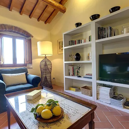 Macchia Villa *