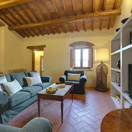 Macchia Villa *